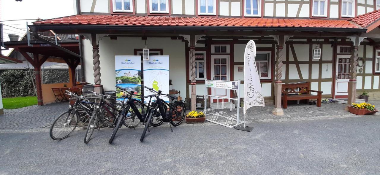 Cafe Im Hof- Bed & Breakfast Streufdorf 外观 照片