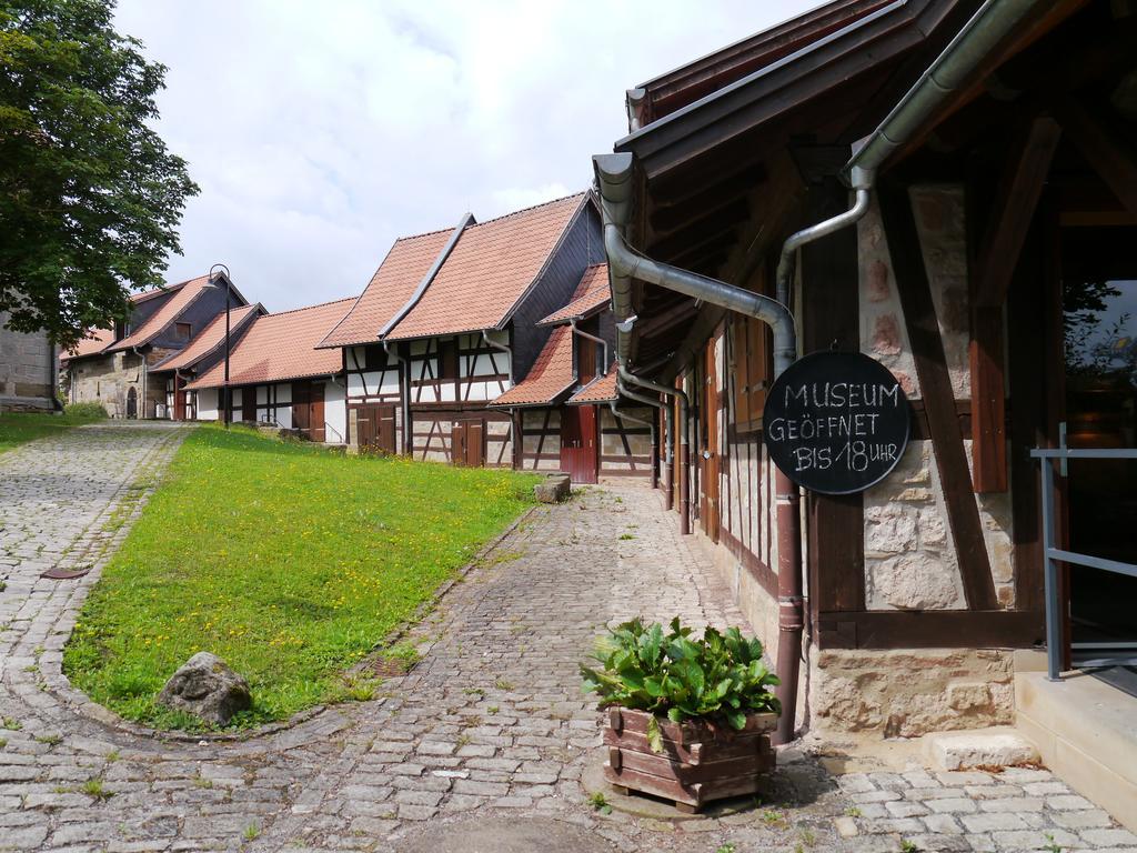 Cafe Im Hof- Bed & Breakfast Streufdorf 外观 照片