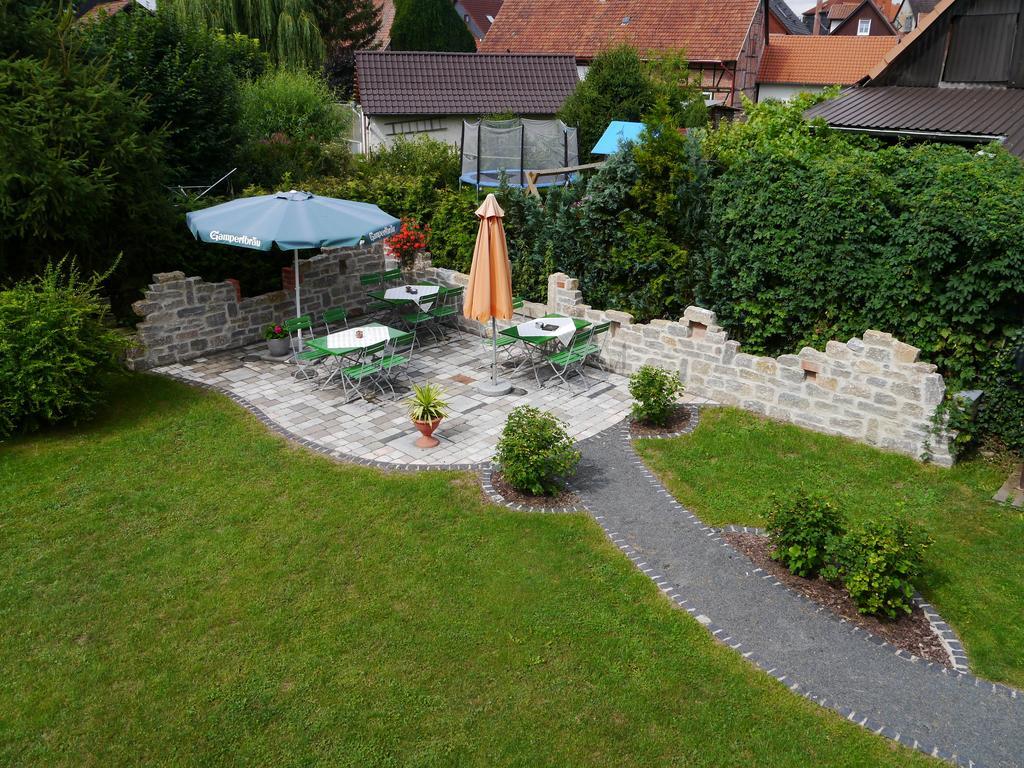Cafe Im Hof- Bed & Breakfast Streufdorf 外观 照片